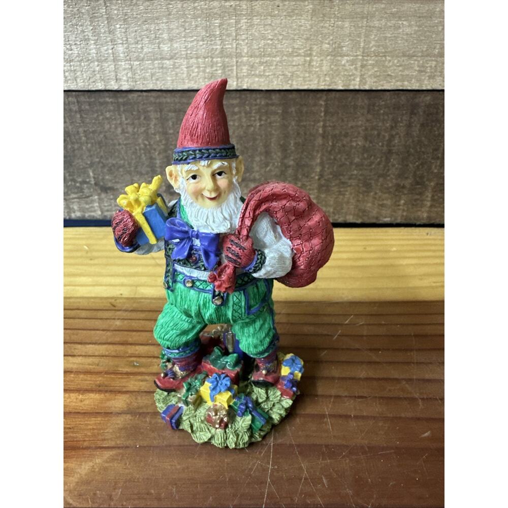 International Santa Claus Collection Figurine Jola Sveinar Iceland In Box
